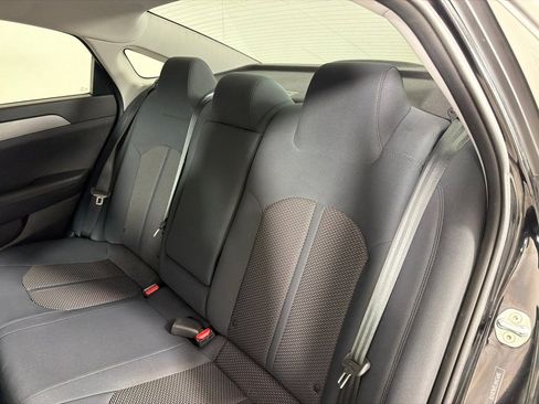 Used 2018 Hyundai Sonata SE FWD image 19