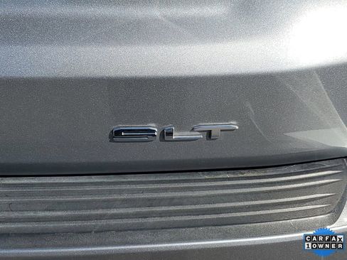 Used 2023 GMC Yukon SLT image 7