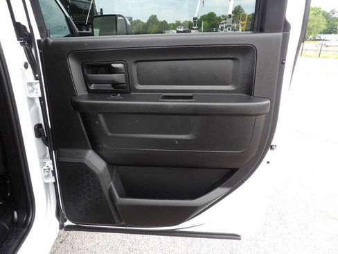 Used 2021 RAM 5500 Tradesman w/ Chrome Appearance Group AWD/4WD image 34