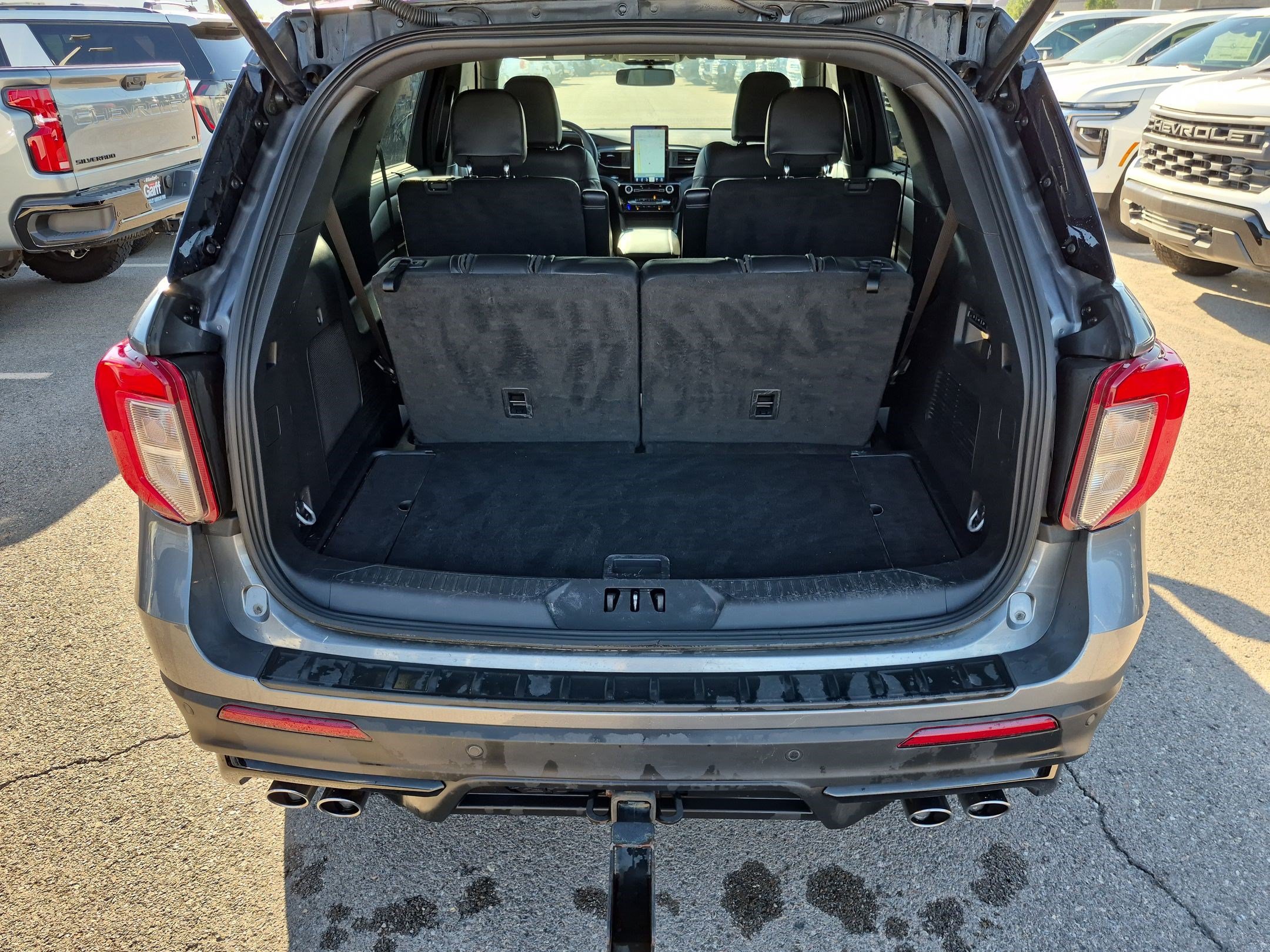 Used 2023 Ford Explorer ST w/ Equipment Group 401A AWD/4WD image 30