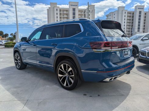 Used 2025 Volkswagen Atlas SEL Premium R-Line AWD/4WD image 6