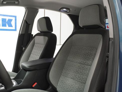 Used 2024 Chevrolet Equinox LS w/ Driver Confidence II Package FWD image 6