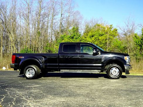 Used 2020 Ford F350 Lariat w/ Lariat Ultimate Package image 5