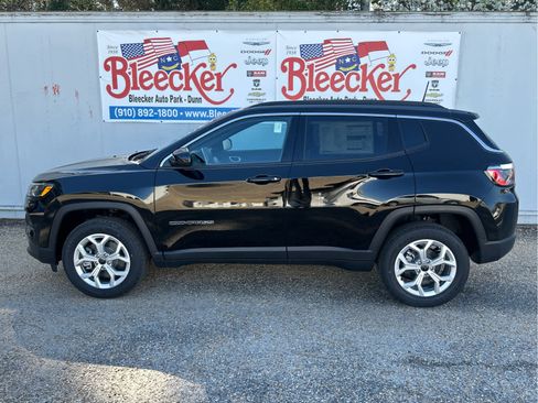 New 2025 Jeep Compass Latitude w/ Convenience Group image 7