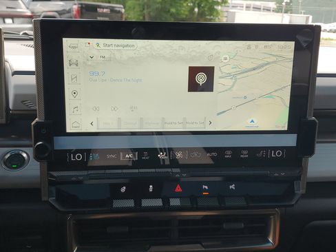 New 2025 GMC Hummer EV 2X image 27