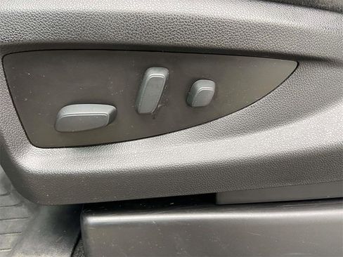 Used 2018 Chevrolet Silverado 1500 LT w/ All Star Edition image 11