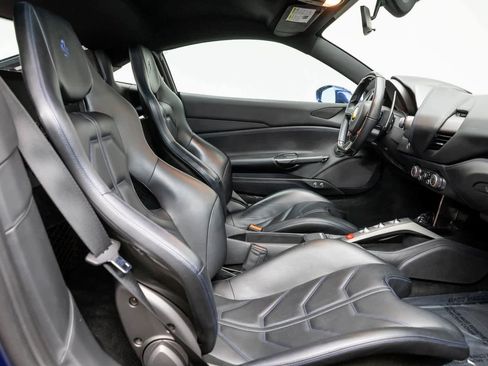 Used 2018 Ferrari 488 GTB image 13