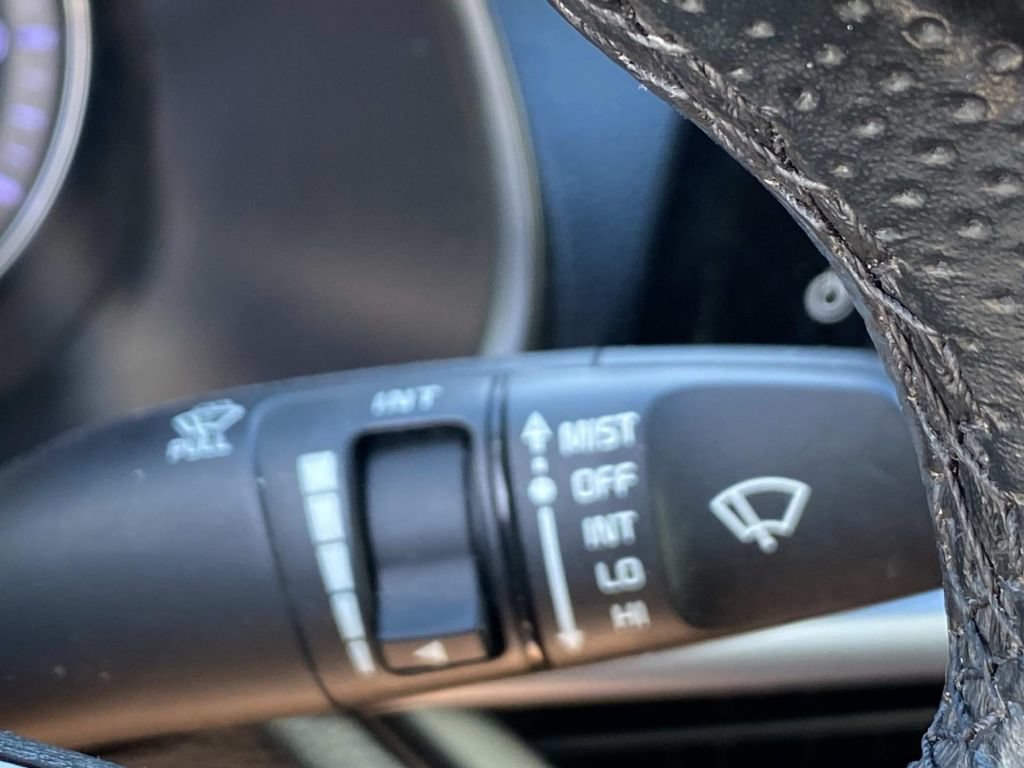 Used 2023 Kia Forte GT-Line w/ GT-Line Premium Package FWD image 19