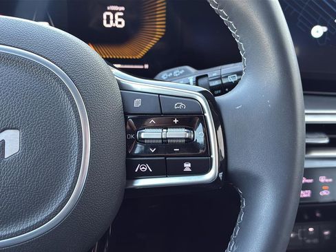 New 2025 Kia Sorento S AWD/4WD image 25