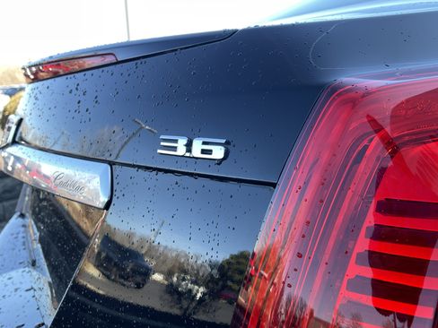 Used 2019 Cadillac CTS Luxury image 12