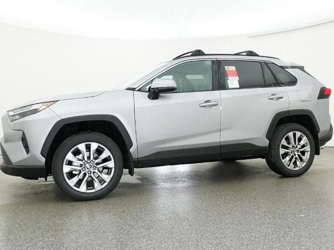 New 2025 Toyota RAV4 XLE Premium image 18