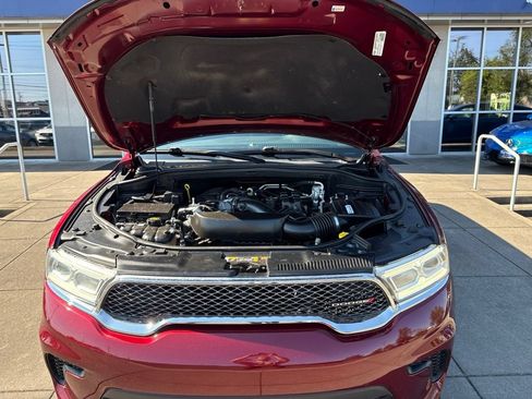 Used 2023 Dodge Durango SXT AWD/4WD image 3