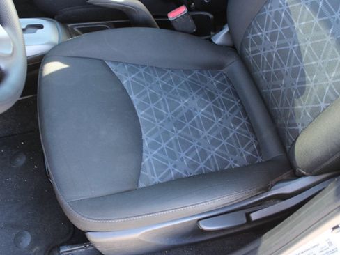 Used 2022 Chevrolet Spark LT image 22