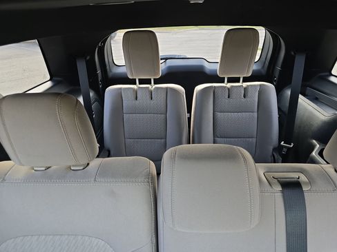 Used 2018 Ford Explorer FWD image 21