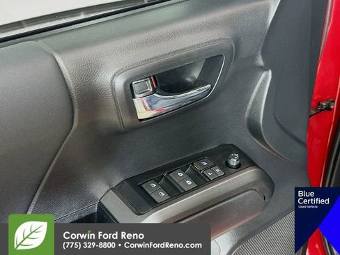 Used 2023 Toyota Tacoma TRD Sport image 21