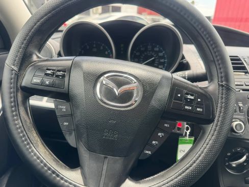 Used 2013 MAZDA MAZDA3 i Sport FWD image 29