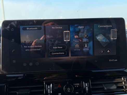 New 2026 Nissan Pathfinder SL image 14