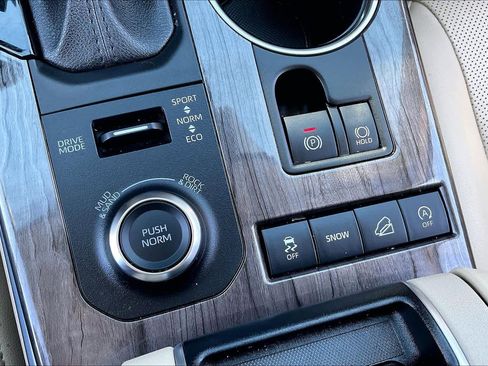 Used 2020 Toyota Highlander Platinum image 32