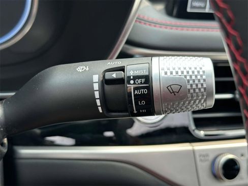 Used 2025 Genesis G70 3.3T Advanced image 35