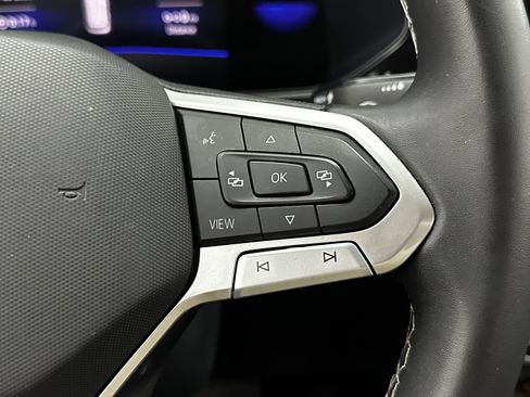 Used 2023 Volkswagen Taos S image 18