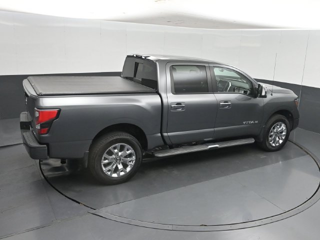 Used 2021 Nissan Titan SL w/ Moonroof Package AWD/4WD image 42