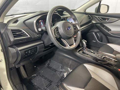 Used 2023 Subaru Crosstrek 2.5i Limited AWD/4WD image 9