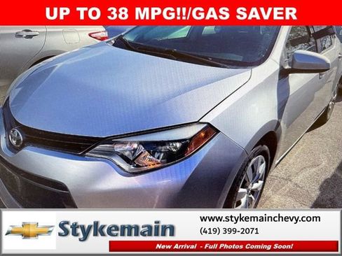 Used 2016 Toyota Corolla LE FWD image 1