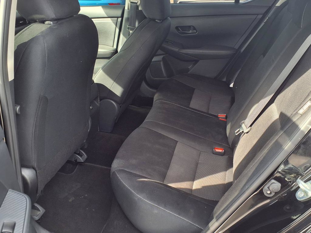Used 2025 Nissan Sentra SV w/ All-Weather Package FWD image 20