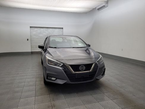 Used 2020 Nissan Versa SR image 14