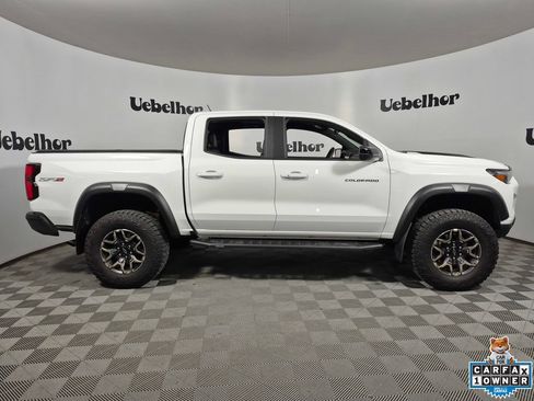 Certified 2024 Chevrolet Colorado ZR2 w/ ZR2 Convenience Package III AWD/4WD image 9