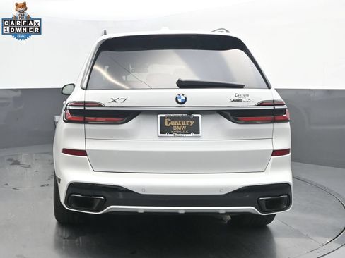 Certified 2025 BMW X7 xDrive40i w/ M Sport Package AWD/4WD image 6