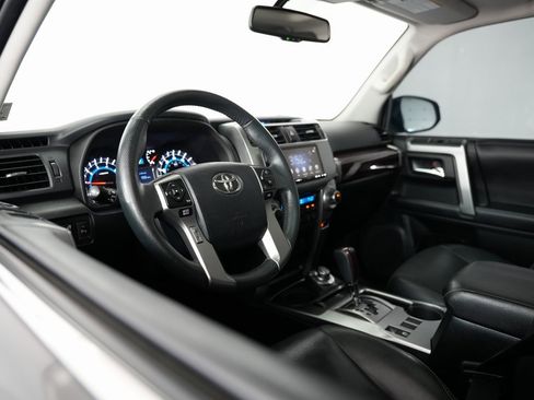 Used 2019 Toyota 4Runner Limited image 6