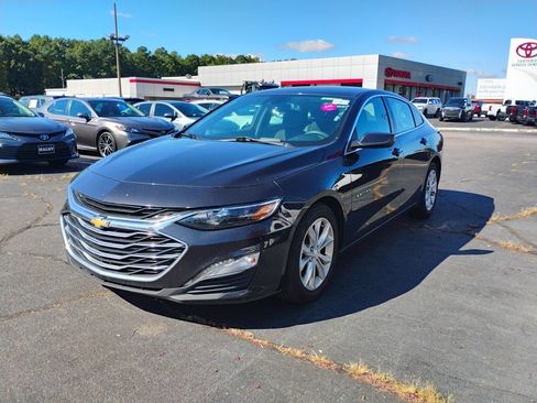 Used 2023 Chevrolet Malibu LT image 4