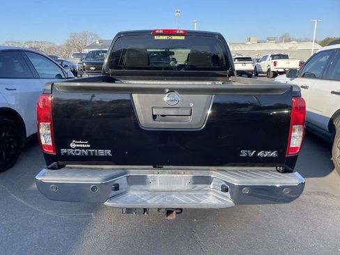 Used 2013 Nissan Frontier SV w/ SV Value Truck Pkg image 5