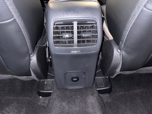 Certified 2025 Ford Escape ST-Line image 29