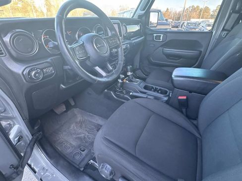 Used 2022 Jeep Wrangler Unlimited Sport image 21