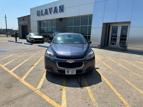 Used 2014 Chevrolet Malibu LT w/ Power Convenience Package FWD image 2