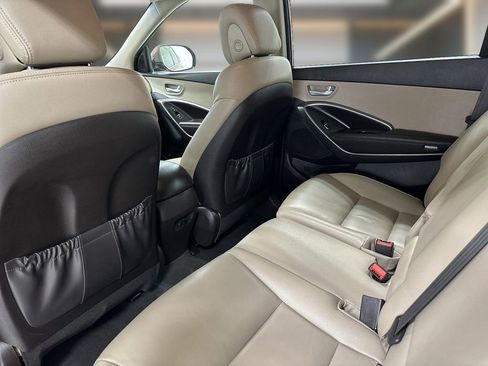 Used 2016 Hyundai Santa Fe SE FWD image 14