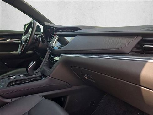 Used 2023 Cadillac XT5 Premium Luxury FWD image 21