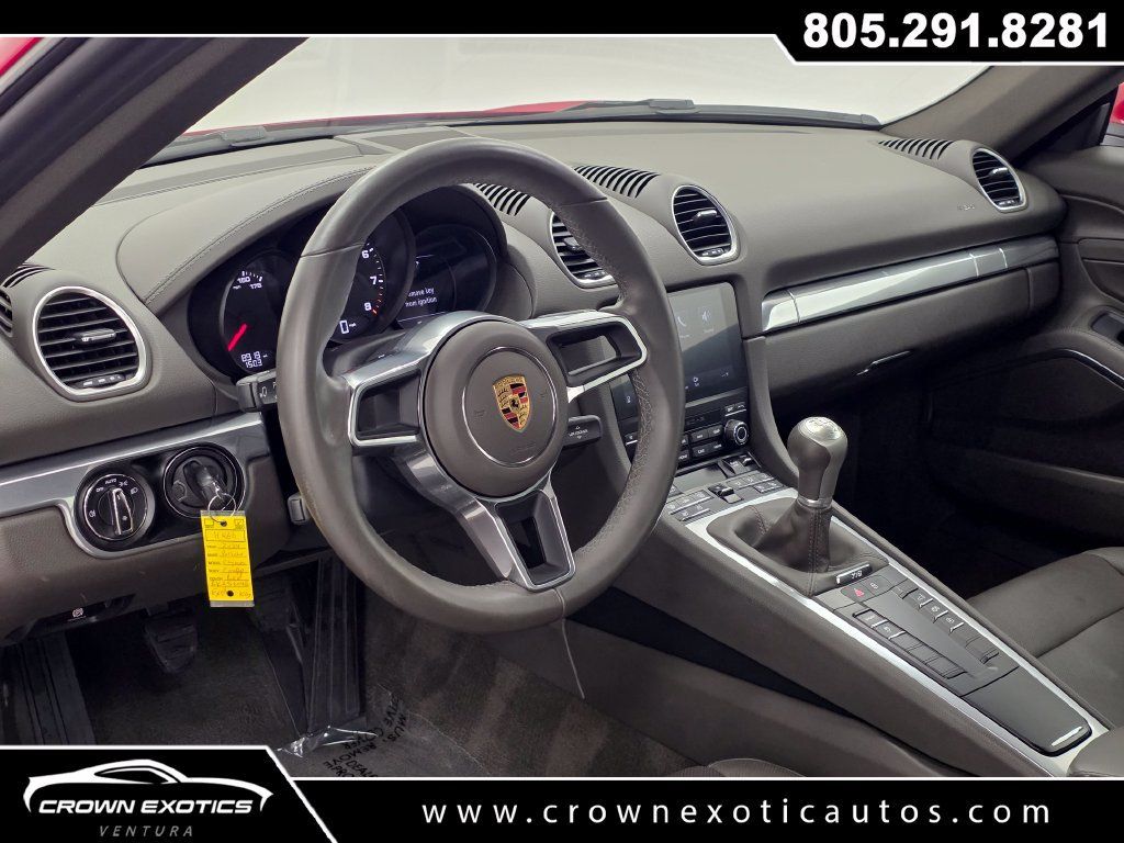 Used 2024 Porsche 718 Cayman RWD image 22