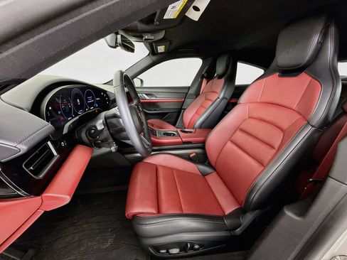 Certified 2025 Porsche Taycan RWD image 5