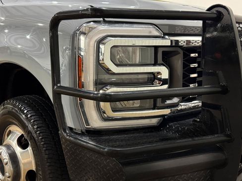 Used 2024 Ford F350 Lariat w/ Chrome Package AWD/4WD image 30
