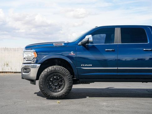 Used 2019 RAM 2500 Limited image 9