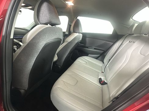 Certified 2023 Hyundai Elantra Limited FWD image 26
