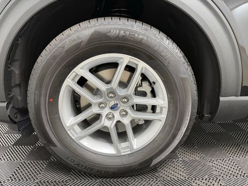 Used 2025 Ford Explorer Active w/ Active Comfort Package image 28