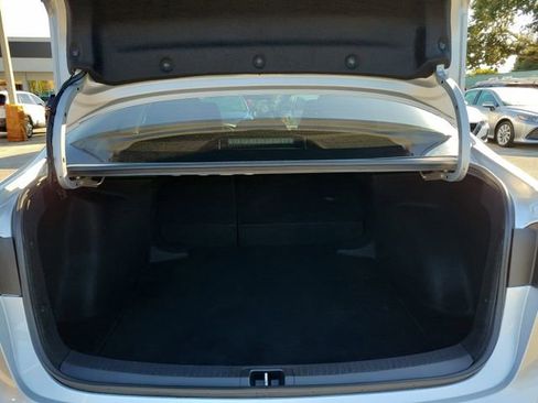 Used 2023 Toyota Corolla LE image 8