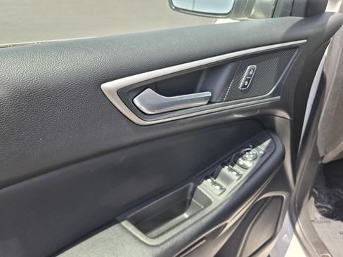 Used 2022 Ford Edge SEL w/ Convenience Package AWD/4WD image 37