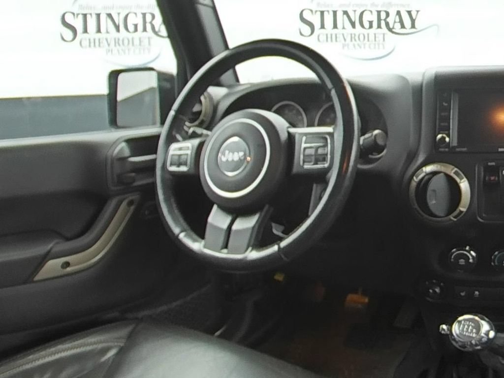 Used 2016 Jeep Wrangler Sahara AWD/4WD image 16