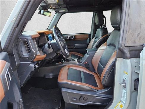 Used 2024 Ford Bronco Outer Banks AWD/4WD image 14