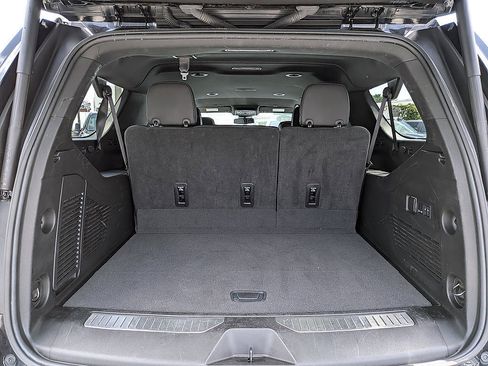 Certified 2024 Chevrolet Suburban Premier AWD/4WD image 30